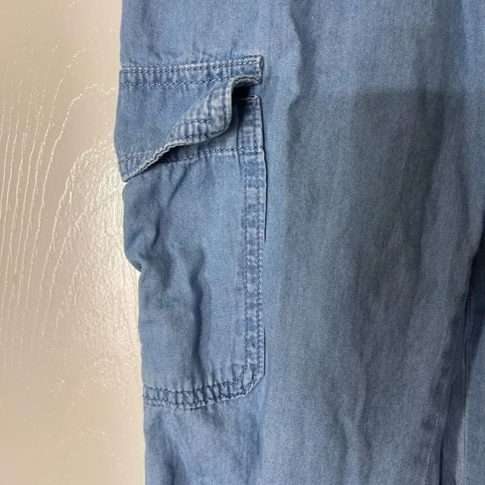 2 pairs of Gap joggers blue and khaki parachute pants size 8